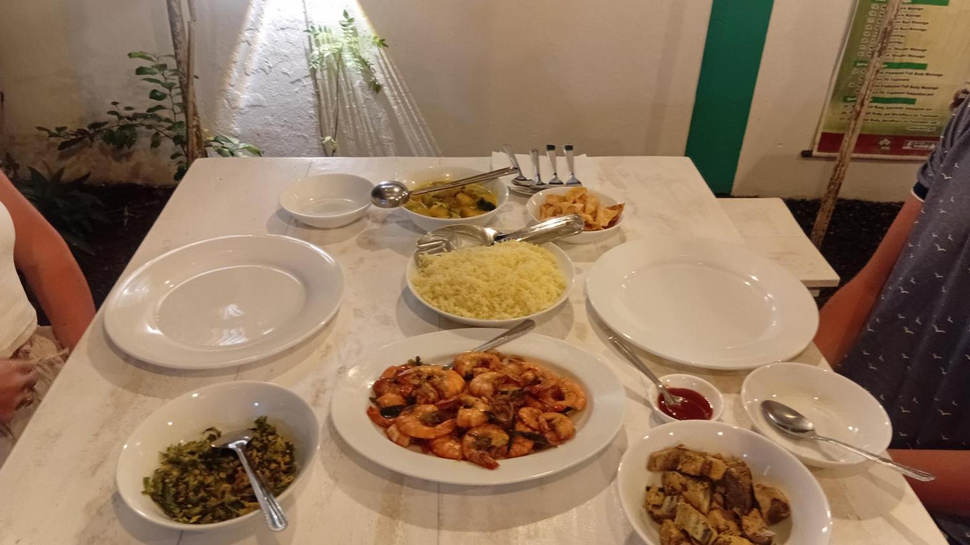 Bakery Family Guest House Mirissa Esterno foto
